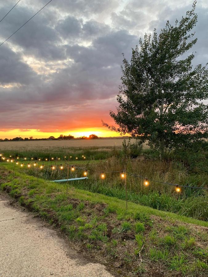 Fenland Retreats At Willow Grange Farm CBG Exterior photo
